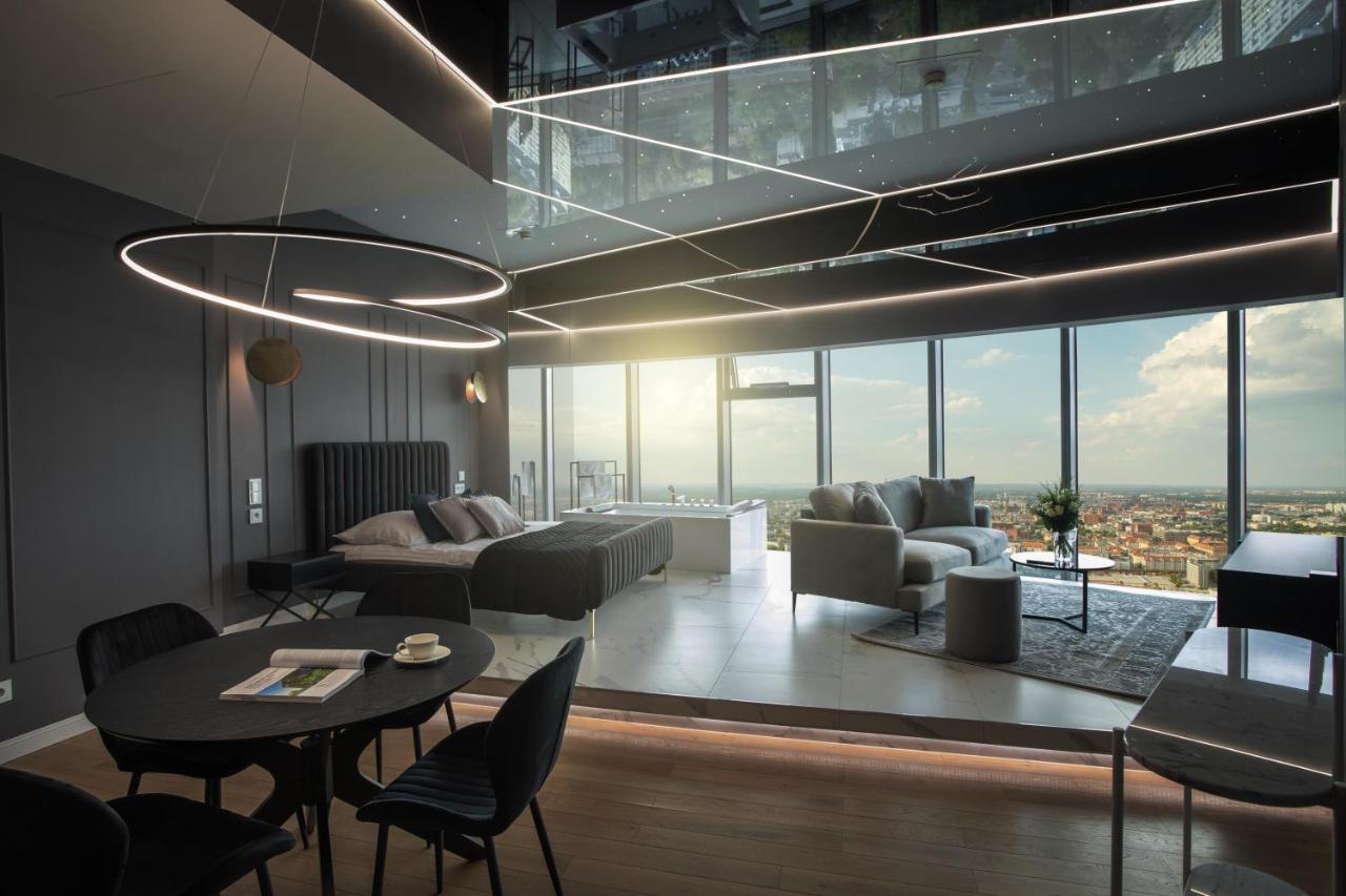 In The Sky - W Sky Tower Apartment